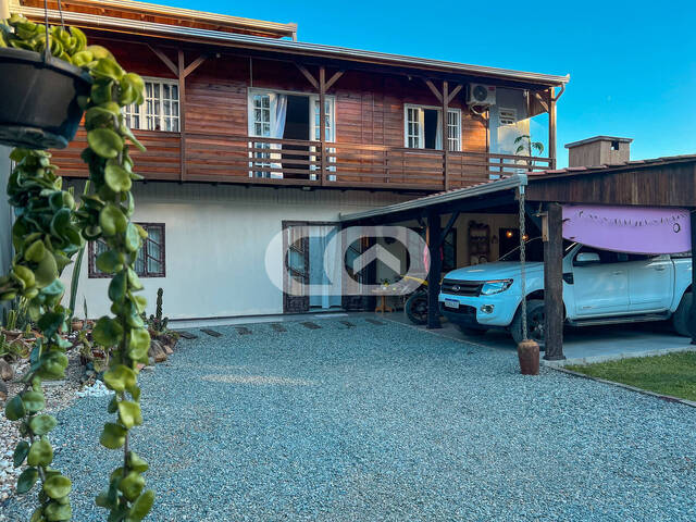 Sobrado para Venda em Balneário Barra do Sul - 4