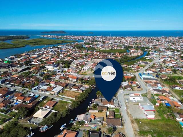 Casa para Venda em Balneário Barra do Sul - 2