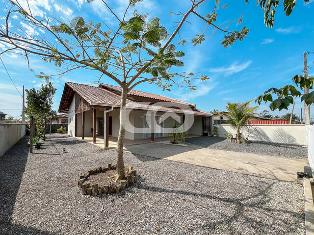 #197 - Casa para Venda em Balneário Barra do Sul - SC - 3