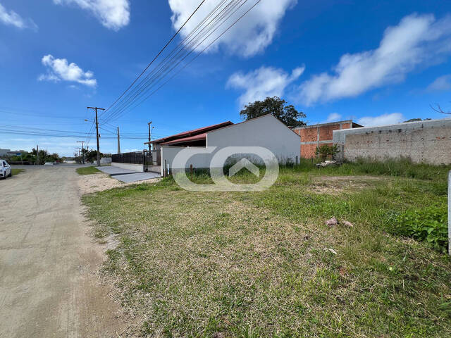 Venda em Pinheiros - Balneário Barra do Sul