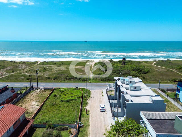 #215 - Casa para Venda em Balneário Barra do Sul - SC - 2