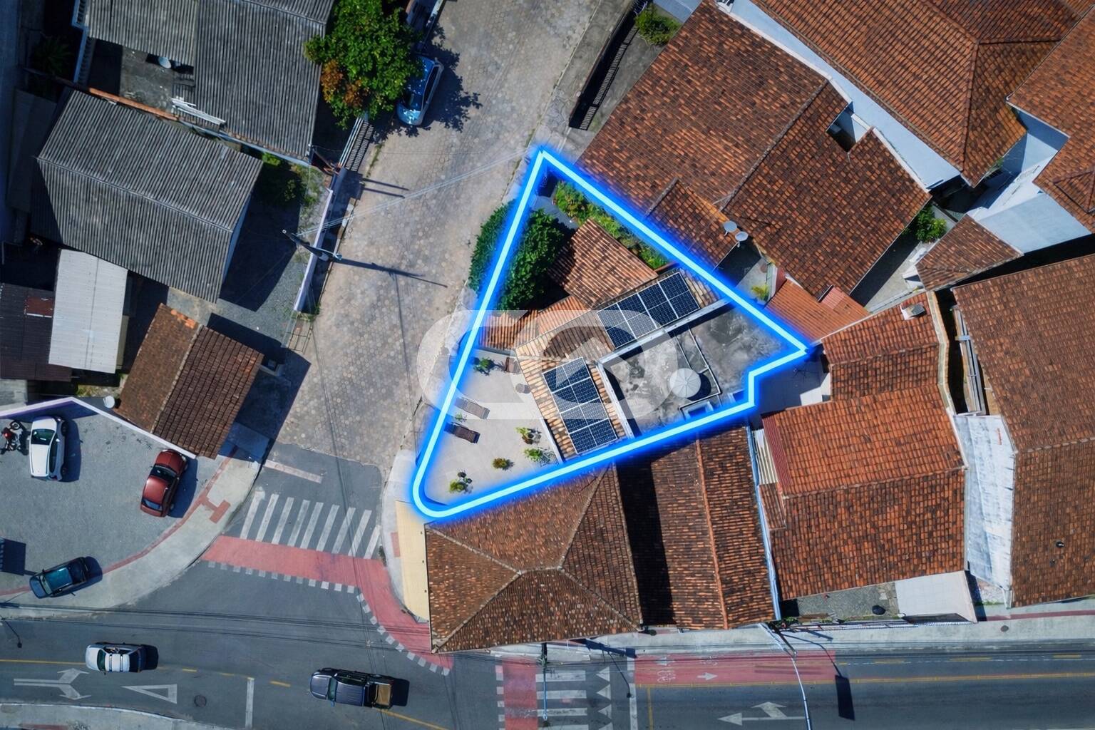 Sobrado, 3 quartos, 262 m² - Foto 2